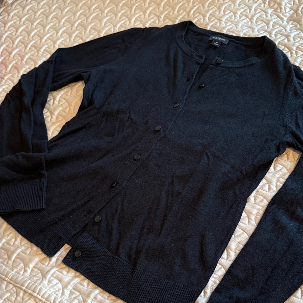 Ann Taylor XS Womens Button Black Cardigan Sweater
